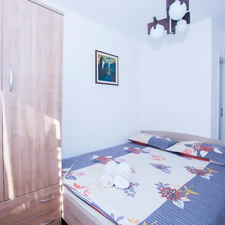 Megi Gostinjska kuća