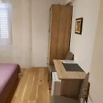 Megi Penzion 2*